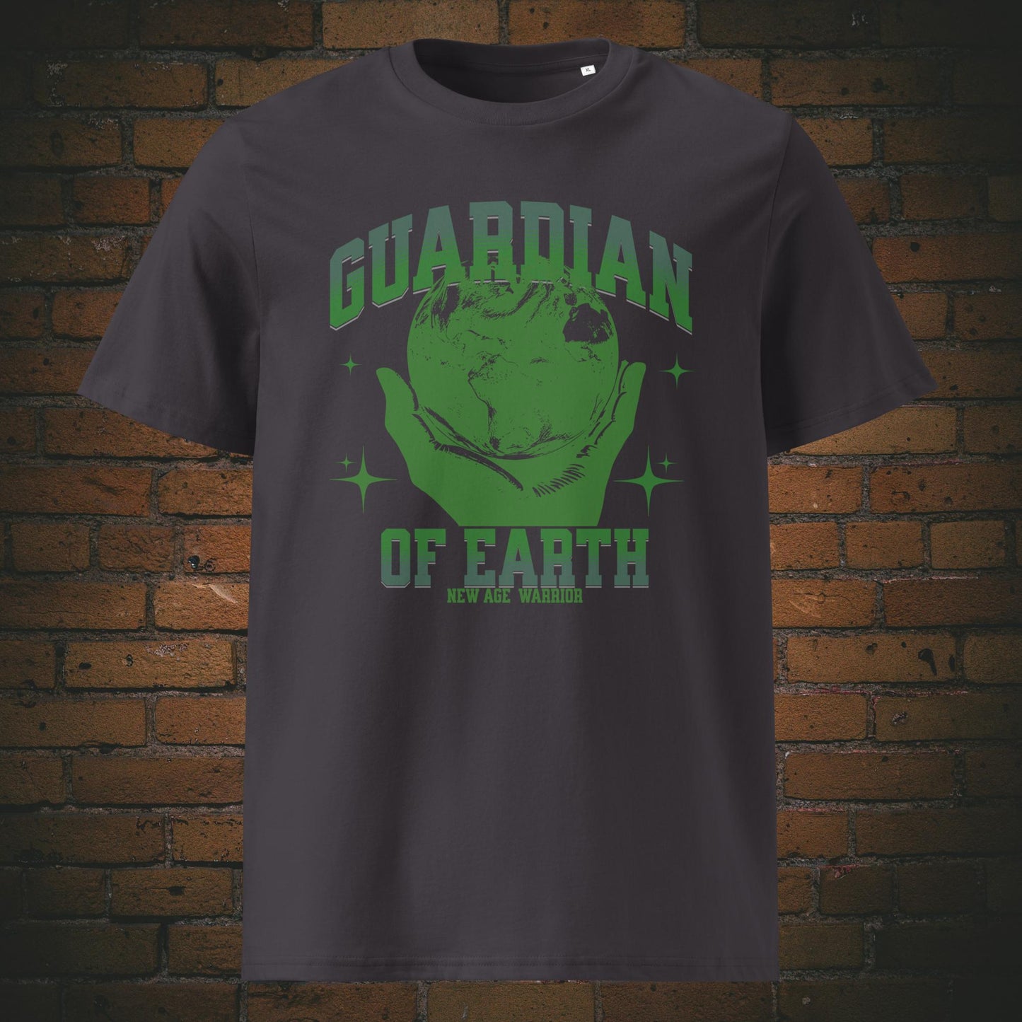 Guardian of Earth T-Shirt – Druck auf Unisex Bio Baumwolle in der Farbe anthrazit | New Age Warrior