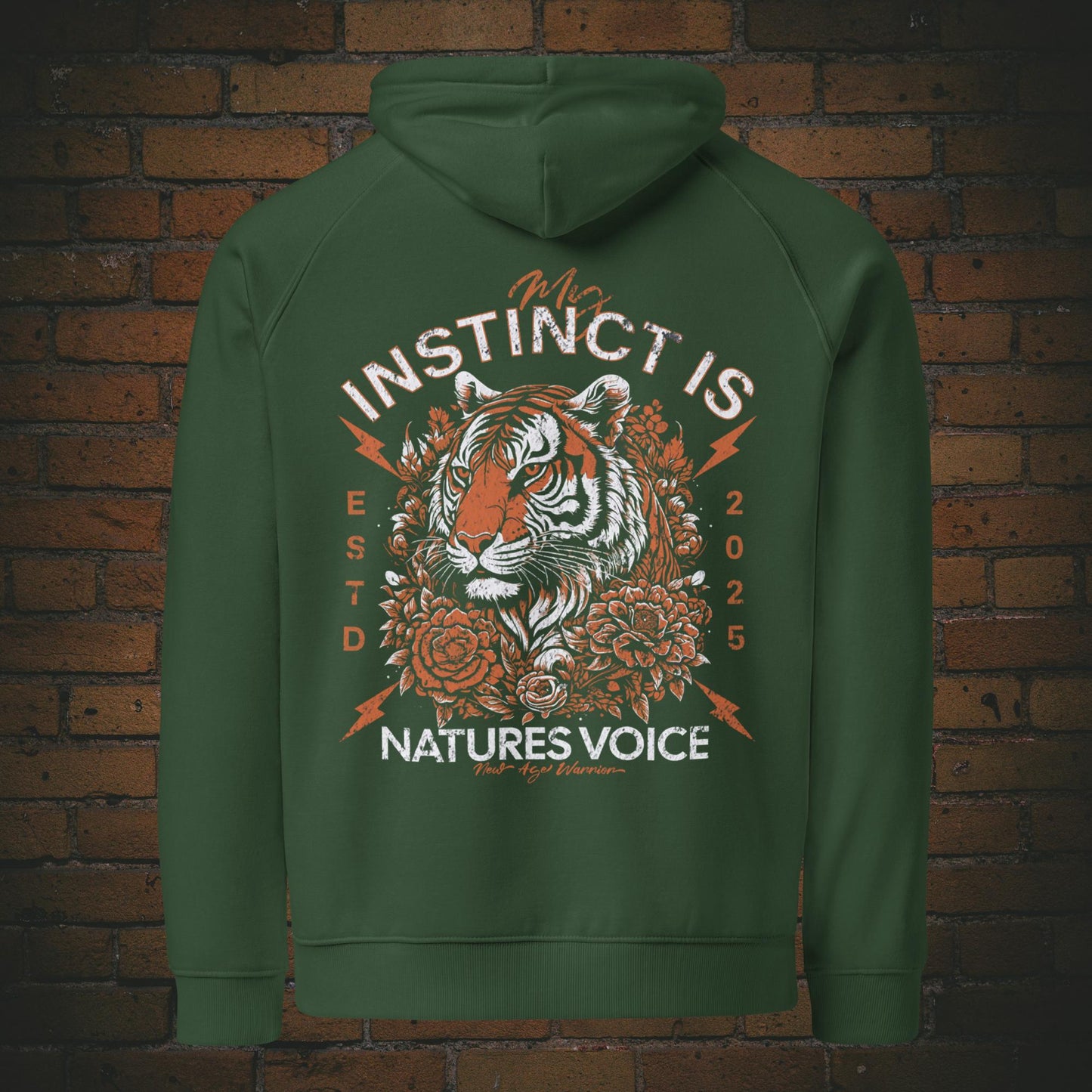 Hoodie Unisex mit Spruch – Tiger Design My Instinct | Bio Baumwolle in der Farbe grün - New Age Warrior Kollektion 