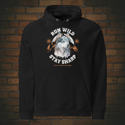 Krafttier Wolf – Run Wild, Stay Sharp | Spirit Animal Kollektion Hoodie - Druck auf schwarzer Bio Baumwolle