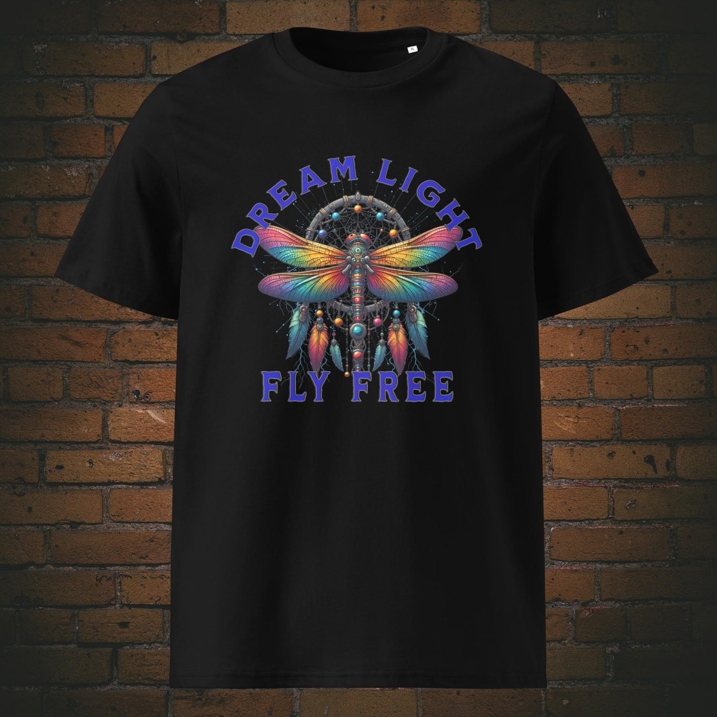 Libellen T-Shirt mit Spruch – Dream Light Fly Free | New Age Warrior Unisex Druck auf Bio Baumwolle in der Farbe schwarz 
