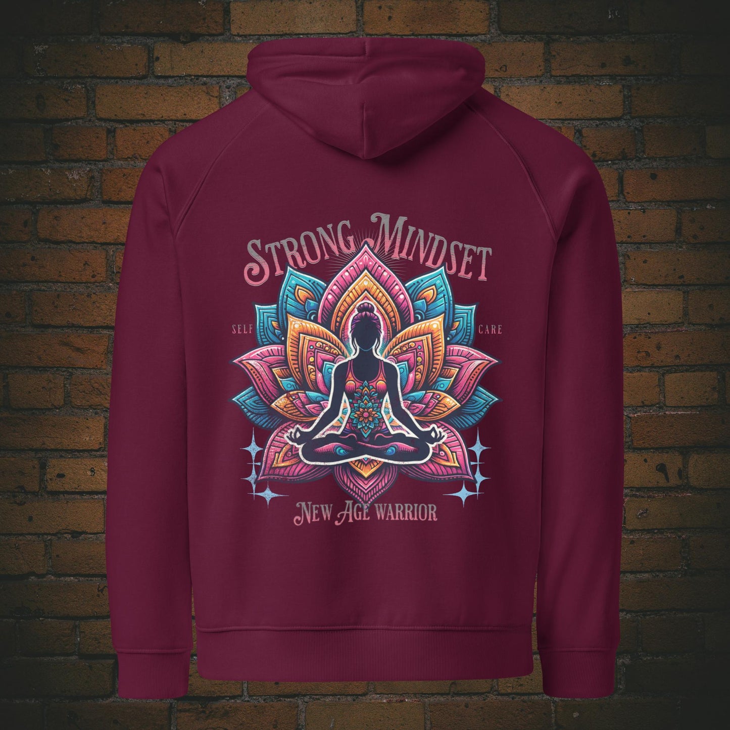 Strong Mindset Hoodie Unisex Biobaumwolle – Yoga Lotus Design | New Age Warrior in der Farbe weinrot 