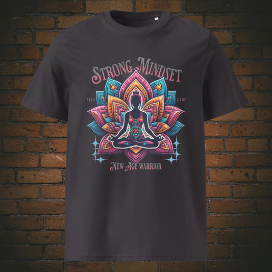 Strong Mindset T-Shirt Unisex Bio Baumwolle – Yoga Lotus Design | New Age Warrior Kollektion in der Farbe Anthrazit 
