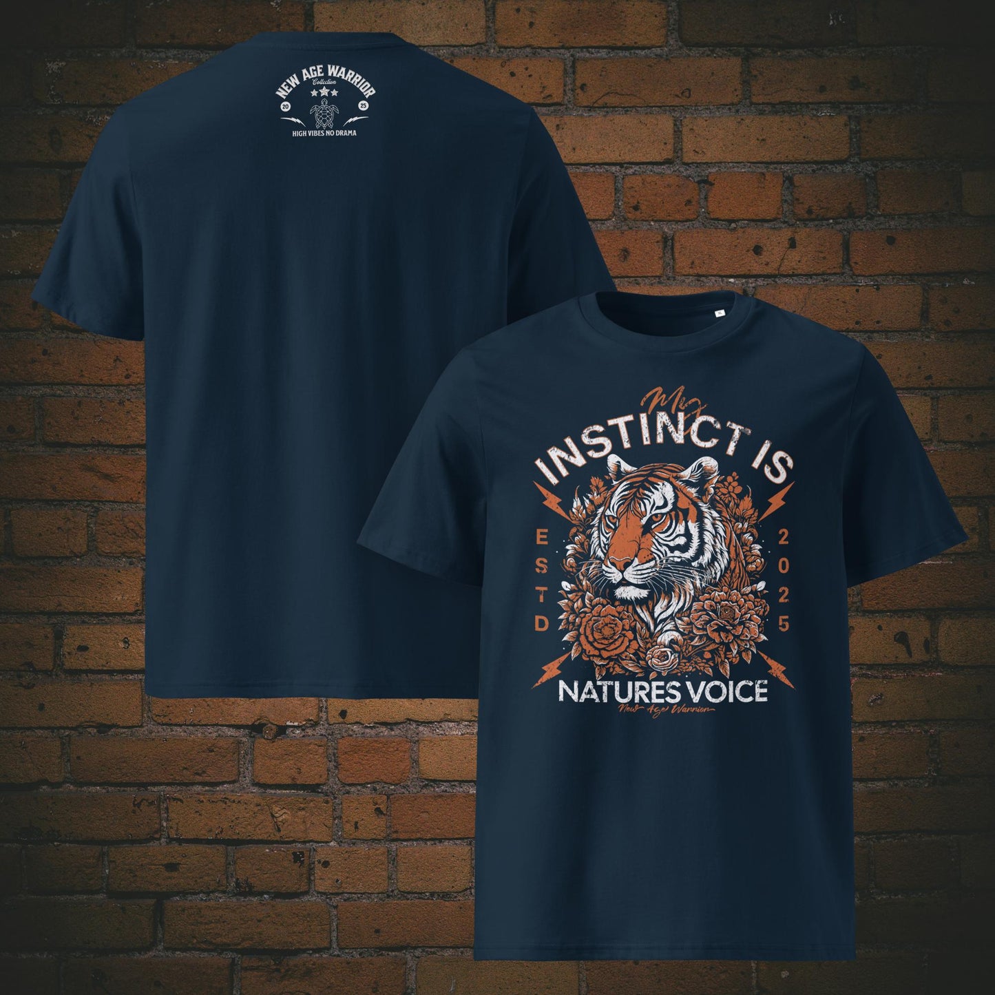 T-Shirt Unisex mit Spruch – Tiger Design My Instinct | New Age Warrior Bio Baumwolle in der Farbe dunkelblau